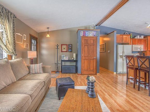 3rd image of 13865 Myers Lake Ave NE