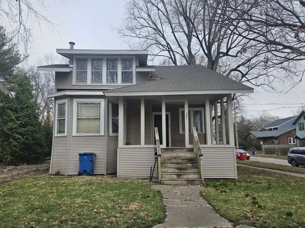 502 W John St, Champaign, IL 61820