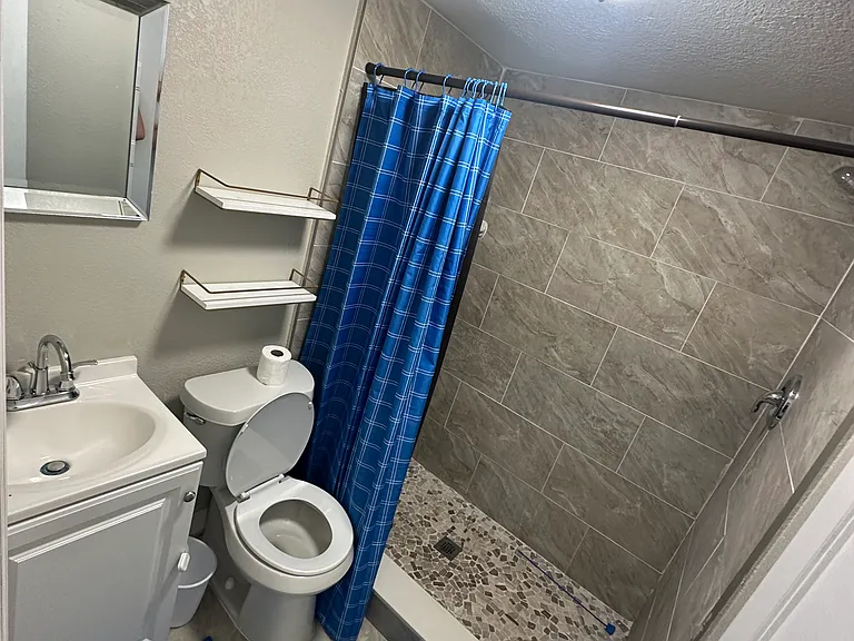 427 S Riverhills Dr — Photo 8
