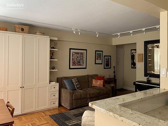 5th image of 175 W 13th St APT 3G