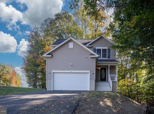 6136 Hobart Cir, King George, VA 22485
