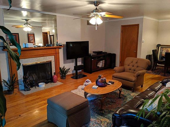 5th image of 4903 Fuller Dr