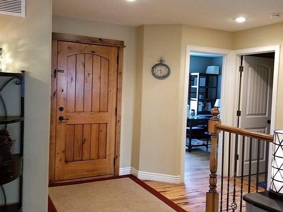 4th image of 11077 N 40th E