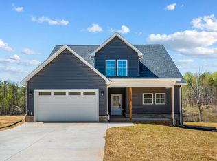 11250 Leesville Rd, Evington, VA 24550