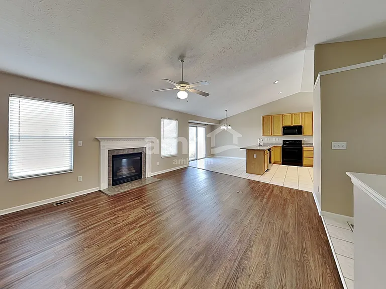 300 Water Ridge Ct — Photo 5