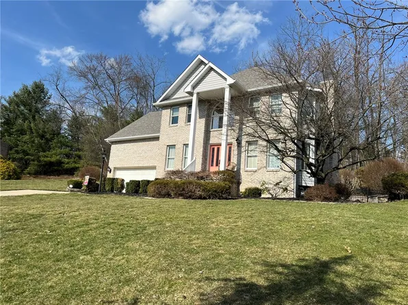 531 Cedar Glenn Dr, North Huntingdon, PA 15642