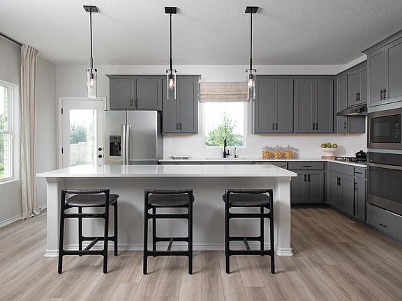 Arcadia Ridge - Iris Interior Image 4