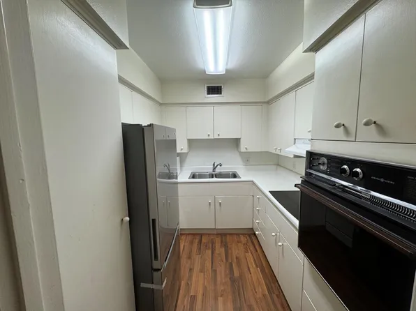 2600 Bellefontaine St APT A18, Houston, TX 77025