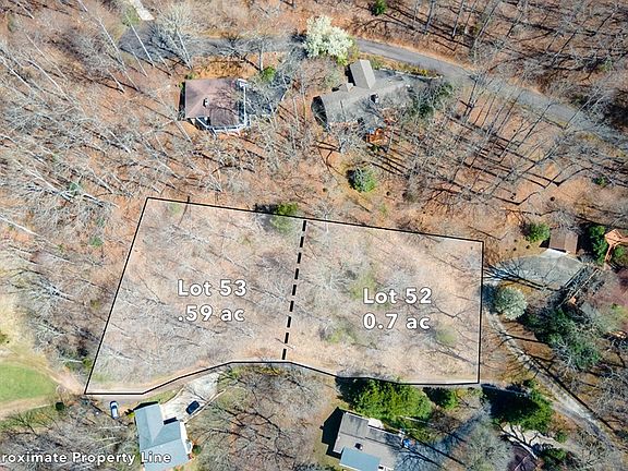 3rd image of 127 Fairway Dr