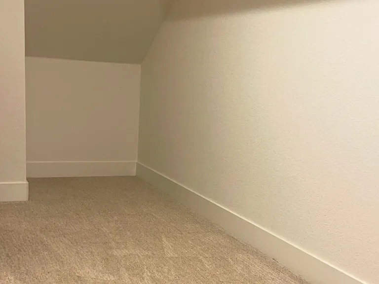 504 Chase Ct — Photo 8