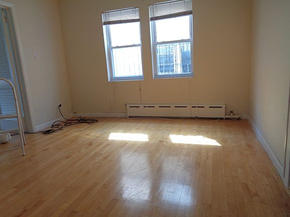 2nd image of 2228 24th St