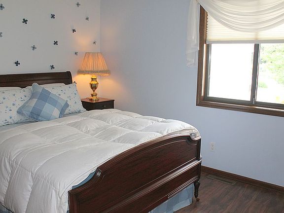 5th image of 3538 Golfside Dr