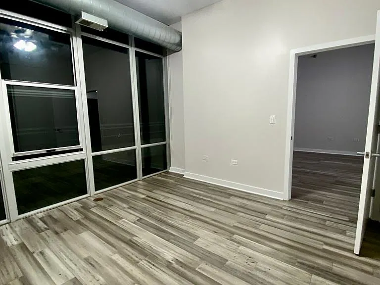 901 W Madison St #912 — Photo 12