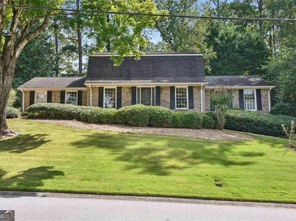 3474 Castleridge Dr, Tucker, GA 30084