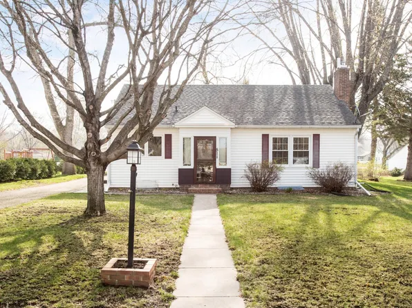 511 2nd St SE, Glenwood, MN 56334
