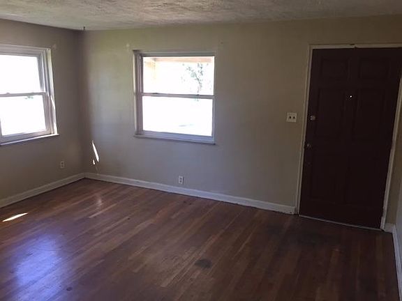 4th image of 8258 Jackies Dr