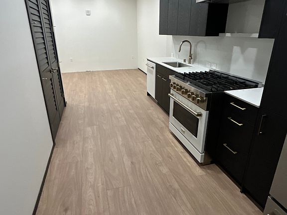 2nd image of 1324 N St
