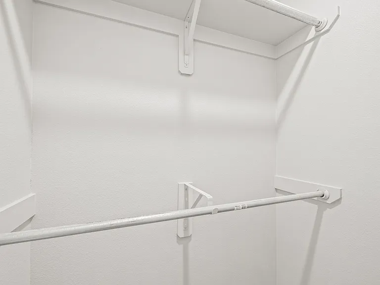 10505 East Cres #7400 — Photo 31