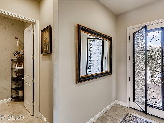3rd image of 10739 Hammett Park Ave