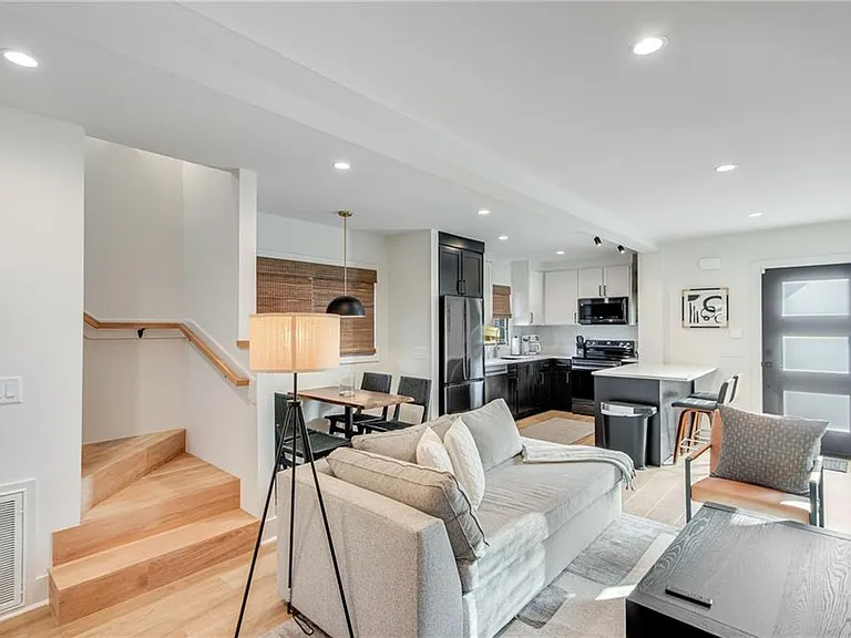 773 Bradford St — Photo 13
