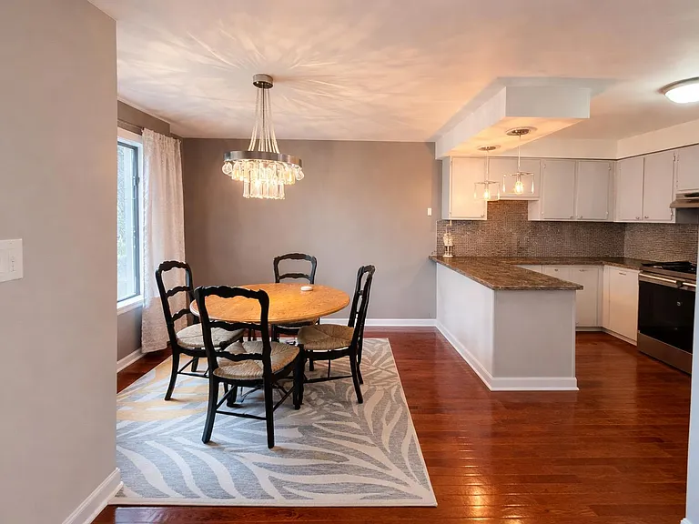 2 Southcreek Ct #D — Photo 2