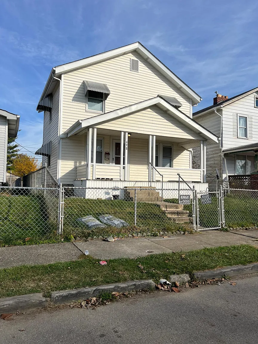 498 Catherine St photo 1