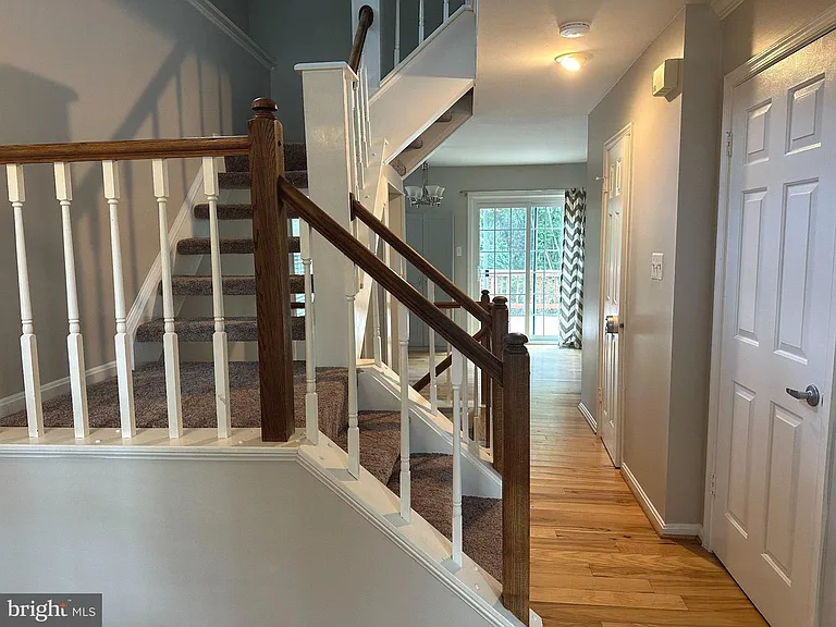 11928 Sentinel Point Ct — Photo 12