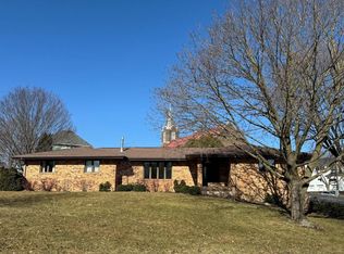 601 Decatur St, Mineral Point, WI 53565