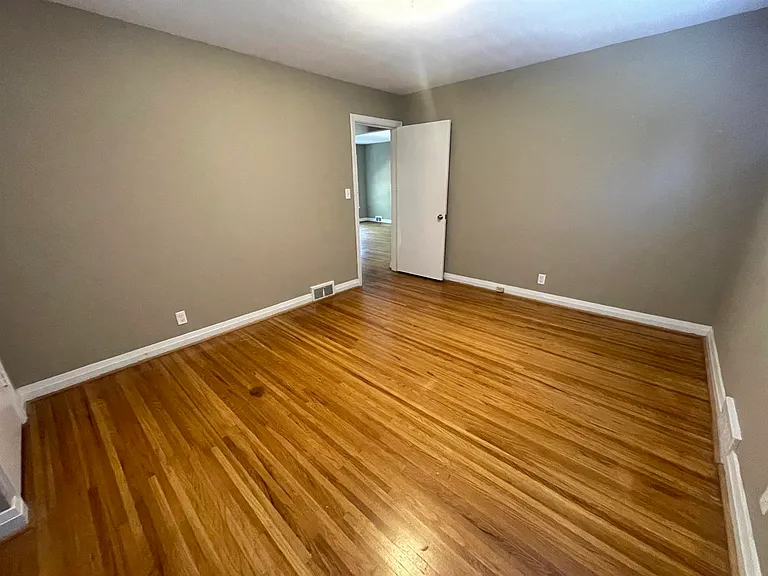 1170 Castlevale Dr #2 — Photo 10