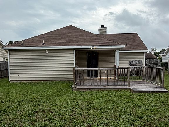 3rd image of 118 Georgetown Blvd