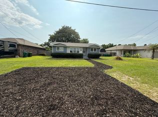 114 Ridgewood Ave, Mary Esther, FL 32569