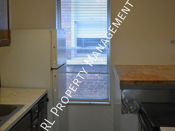 4th image of 825.5 Oak St #825.5