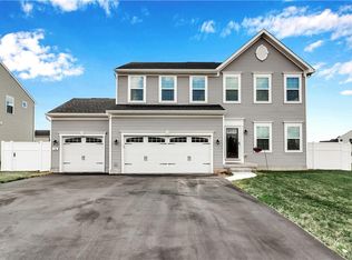 156 Stonebridge Road, Grand Island, NY 14072