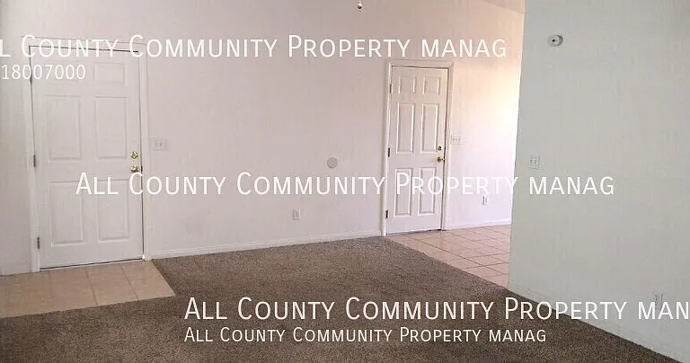 6589 Mission Ave — Photo 10