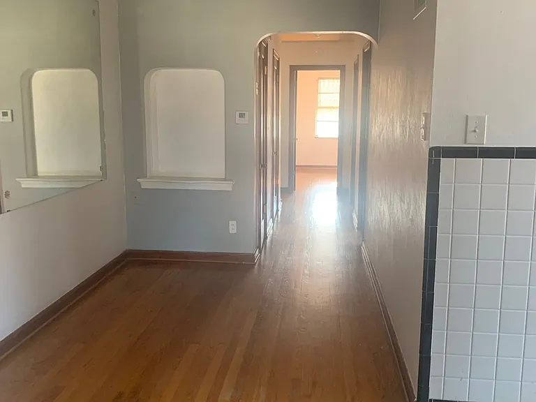 5329 Jamieson Ave #A — Photo 7