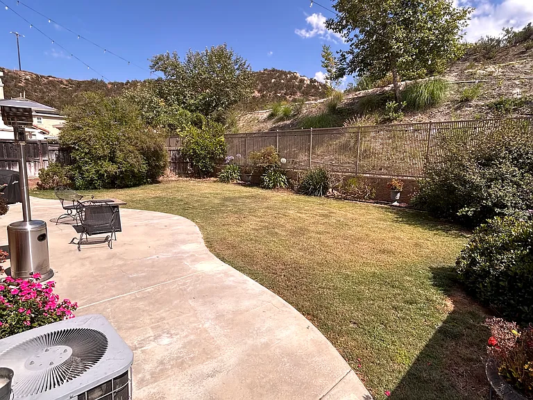 27753 Elderberry St — Photo 32