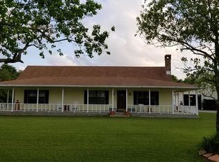 740 E Round Bunch Rd, Bridge City, TX 77611