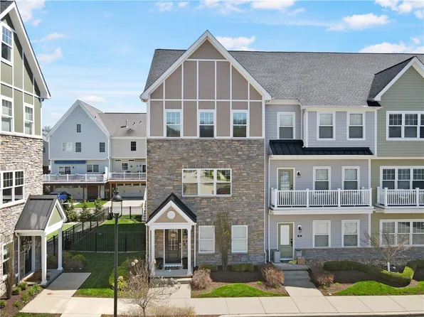 217 Park Pl, Oakmont, PA 15139