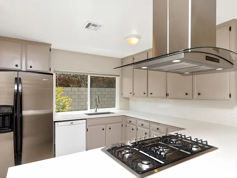 72896 Tamarisk St — Photo 12