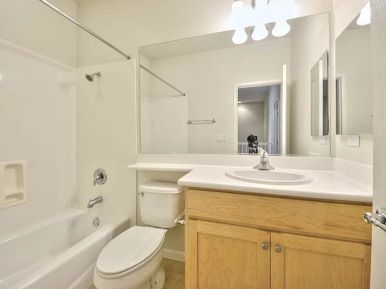 568 Saco Ter — Photo 12