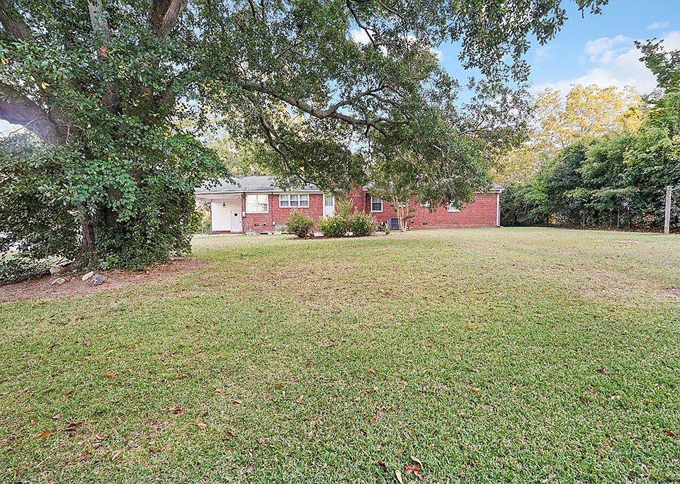 611 Marshall Rd, Greenwood, SC 29646 Zillow