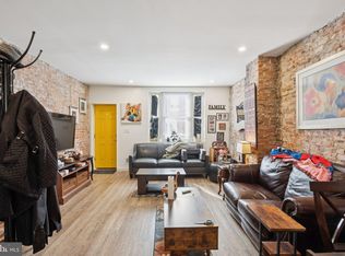 2343 Fernon St, Philadelphia, PA 19145