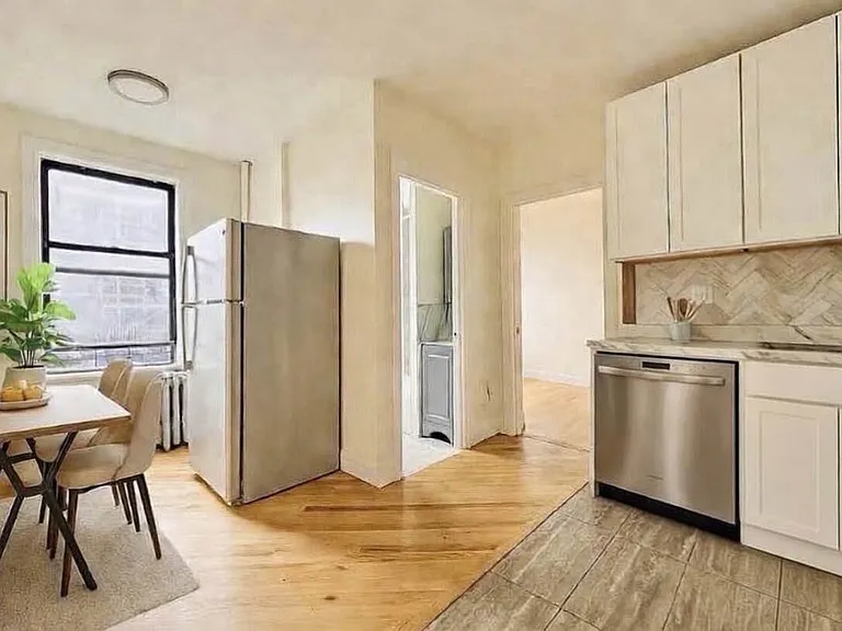 312 S 3rd St #2 — Photo 2