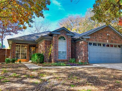 725 Winding Oak Bnd, Lake Dallas, TX, 75065
