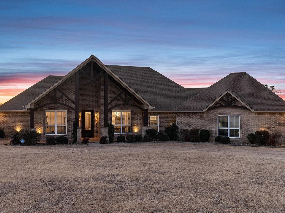 1st image of 15671 Stallion Lake Blvd