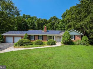 900 Hobbs Dr, Silver Spring, MD 20904