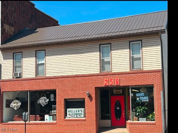 259 Jefferson Ave, Moundsville, WV 26041