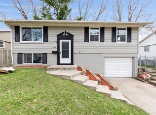 4514 Navajo Dr NE, Cedar Rapids, IA 52402