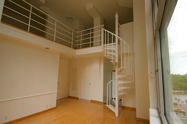 Rented by Kimiko Matsumoto, LREB | media 4