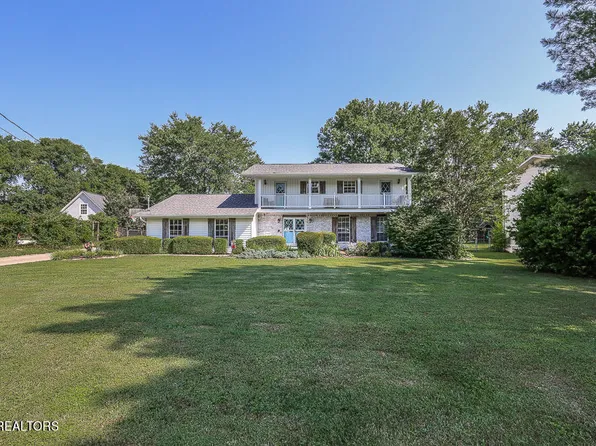 9609 W Laurens Ln, Knoxville, TN 37922